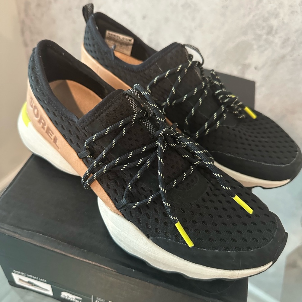 Sorel Black and Tan Sneakers with Modern Athletic Design